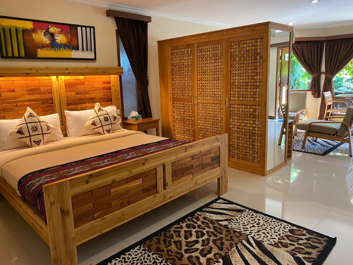 Jepara Marina Beach Bungalows Exterior foto