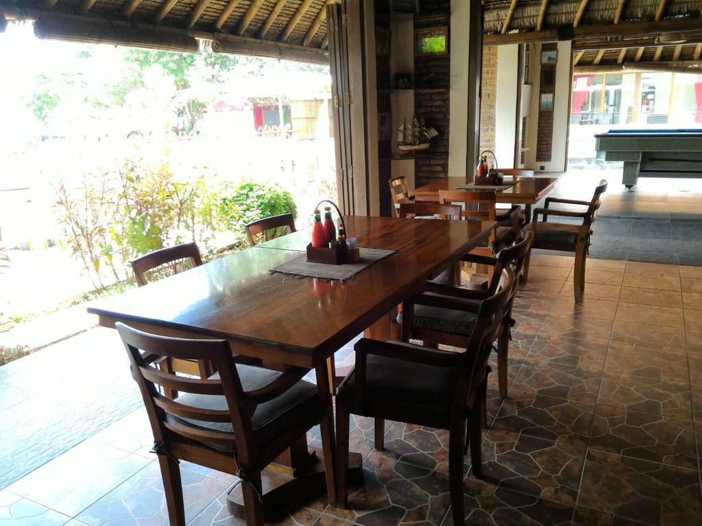 Jepara Marina Beach Bungalows Exterior foto